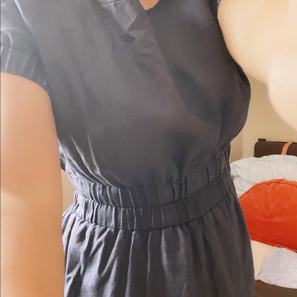 Blue Linen Top with cinched-waist - Picture 7 of 7